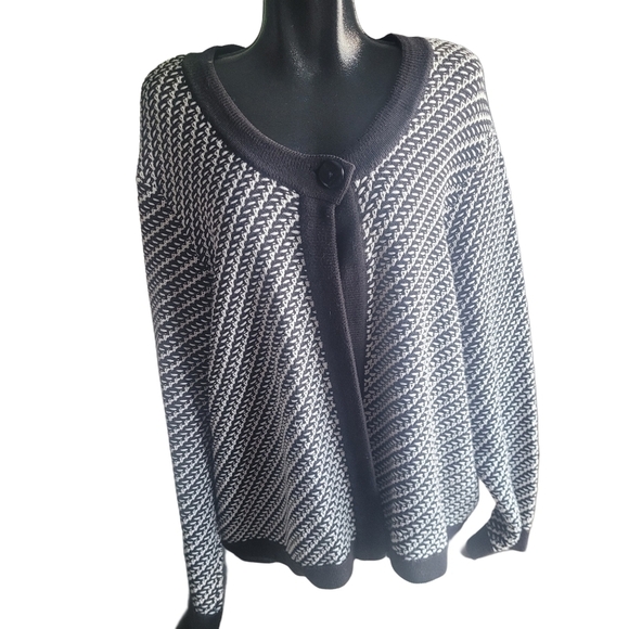 Tradition Black and White Knit Cardigan 3X - Picture 1 of 7